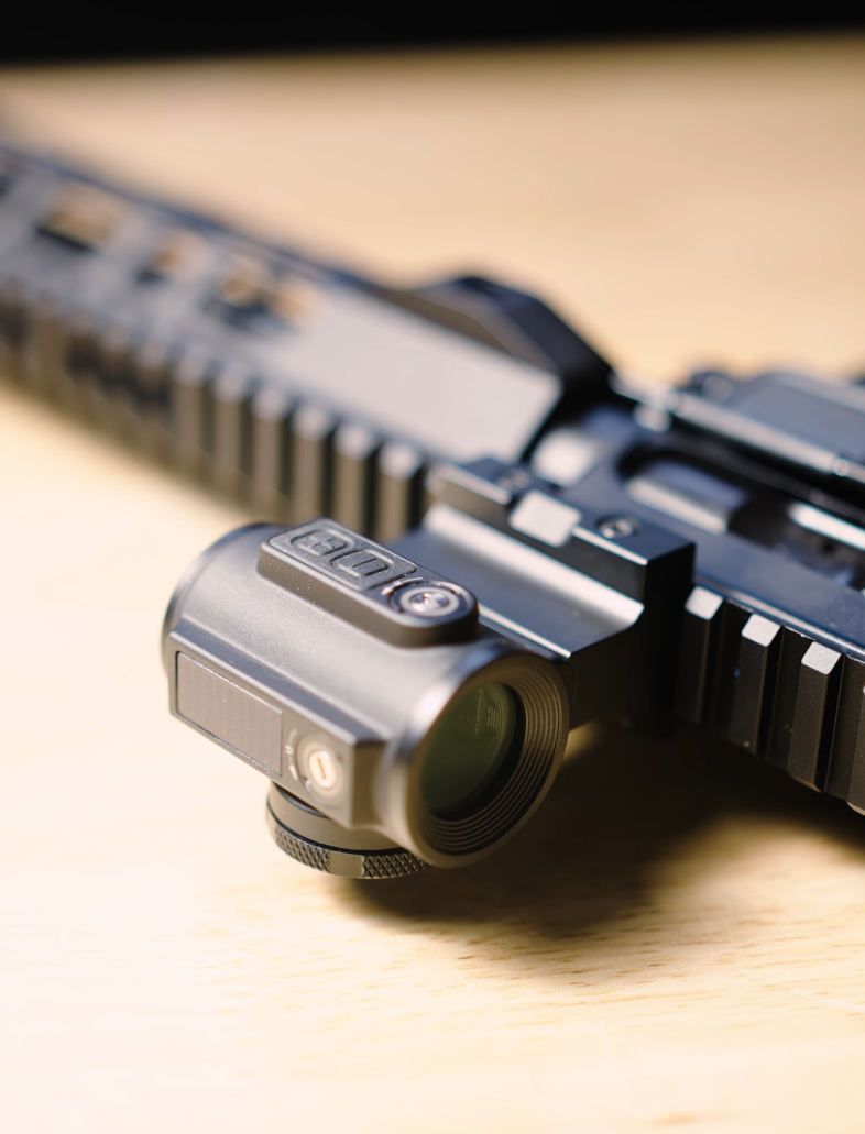 Accufire Red Dot Sight vs Holosun: Feature & Price Breakdown